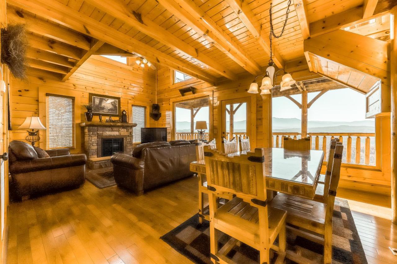 Moondancer Villa Pigeon Forge Exterior photo